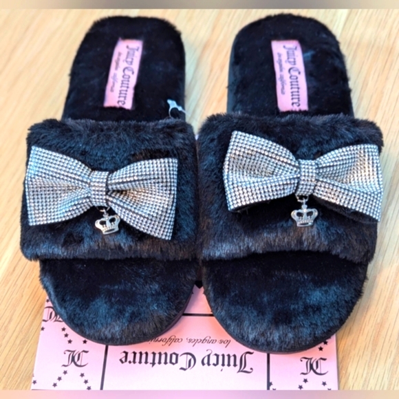 BNWT Juicy Couture Womens (Small 5/6) Furry Slide-In Slippers With Bow And Crown - Picture 1 of 13